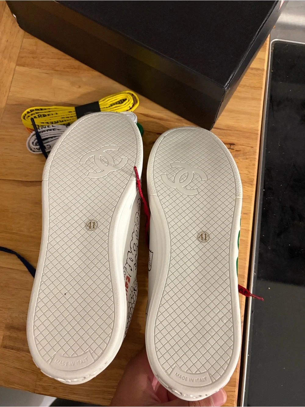 CHANEL White Kids Sneakers with Red and Navy Graphic Accents